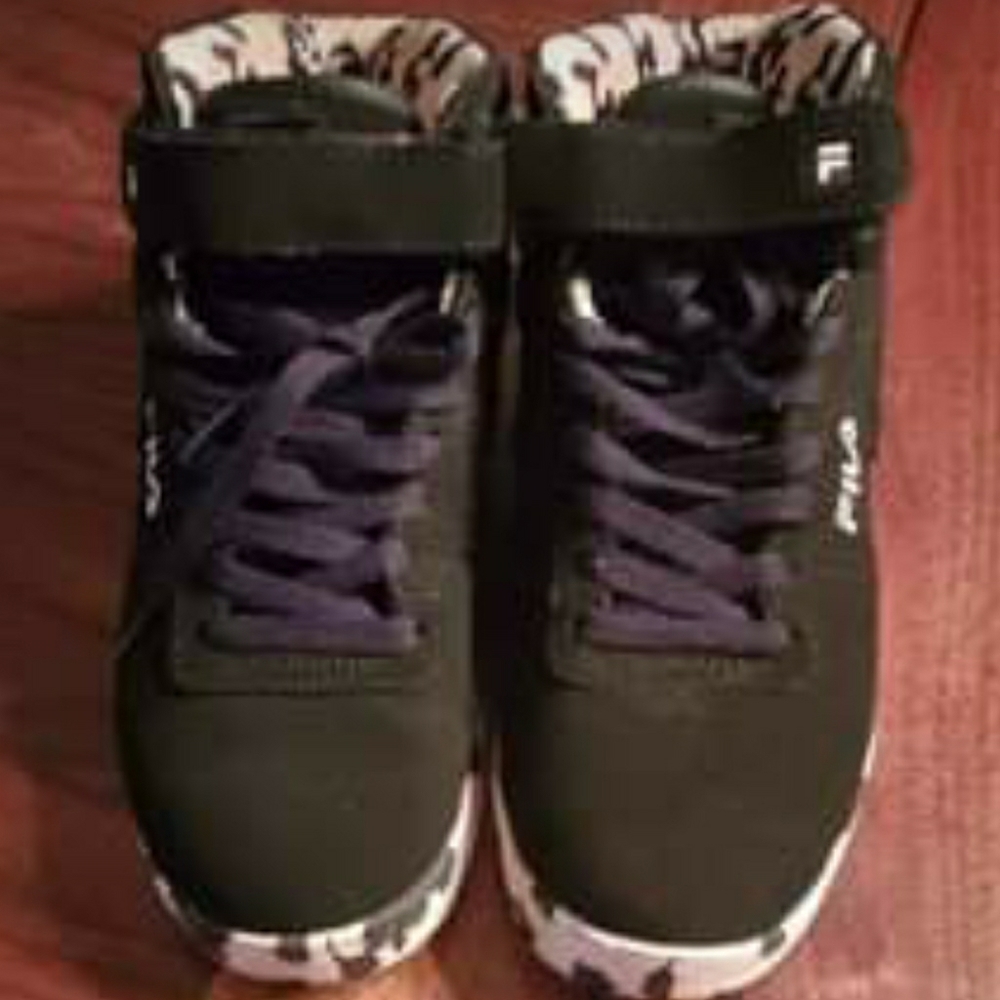 Fila Pink & Black High Top Tennis Shoes